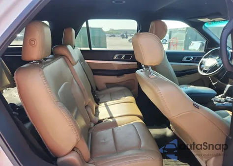 2016 Ford Explorer Xlt z USA, uszkodzony, nr VIN 1FM5K7D80GGC64194